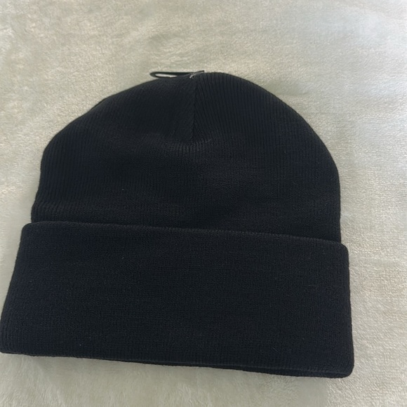 Timberland Jet Black Knit Beanie - Picture 2 of 4